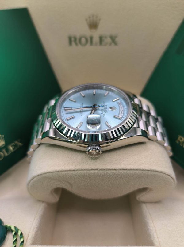 Rolex Day-Date Superclone 40 mm Ice Blue Dial Replica 228236 - Luxury High Quality Timepiece - Image 4