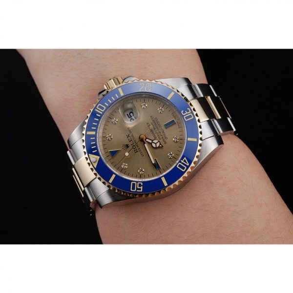 Rolex Submariner 42mm Replica Gold Dial Luxury Watch - High Quality Timepiece - Image 10