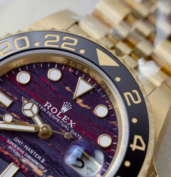 Rolex GMT-Master II Superclone Replica 40 mm 126718GRNR Tiger Iron Dial Luxury Men's Watch - Image 9
