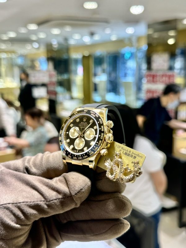Rolex Daytona Superclone Replica 40 mm Black Dial Yellow Gold 126518LN Luxury High Quality Watch - Image 6