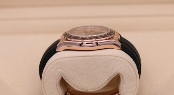 Rolex Superclone Daytona 40 mm Sundust Dial in Everose Gold 126515LN Replica Luxury High Quality Watch - Image 6