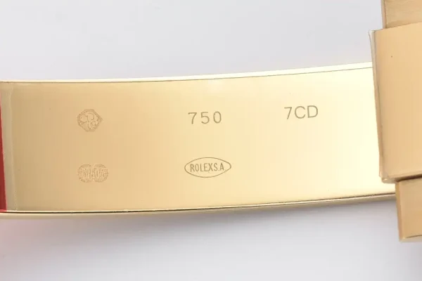 Rolex Superclone Daytona 126518LN "Pikachu" 40 mm Golden Dial Replica - Luxury High-Quality Watch - Image 10
