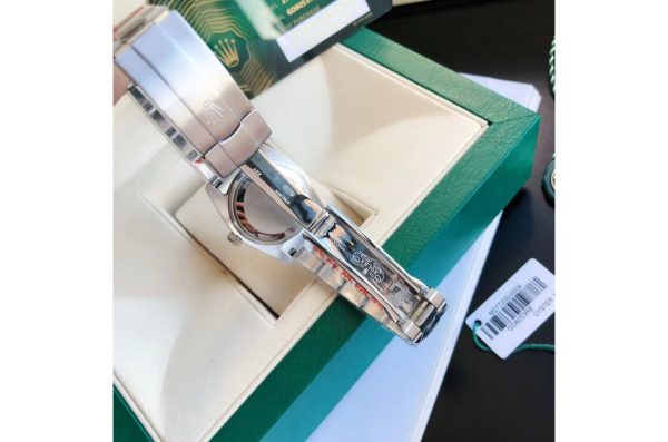 Rolex Oyster Perpetual Replica 31/41mm Stainless Steel/Black Dial Luxury Watch - Image 4