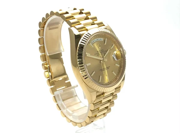 Luxury Rolex Day-Date II Replica 40mm Champagne Dial 228238 - High Quality Timepiece - Image 2