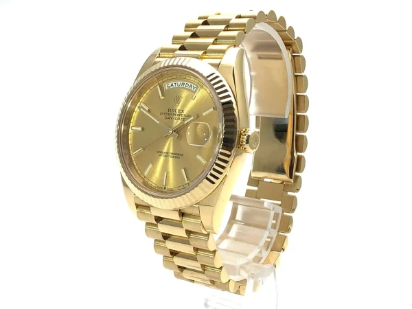 Luxury Rolex Day-Date II Replica 40mm Champagne Dial 228238 - High Quality Timepiece - Image 3