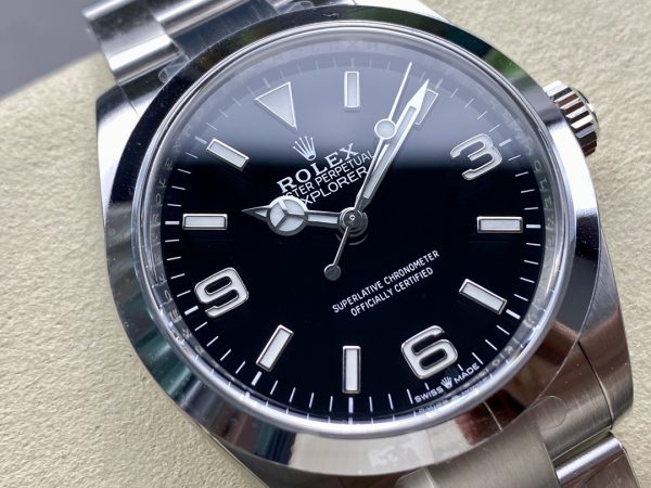 Superclone Rolex Explorer Replica 40 mm Black Dial 224270 | Luxury High-Quality Timepiece - Image 3