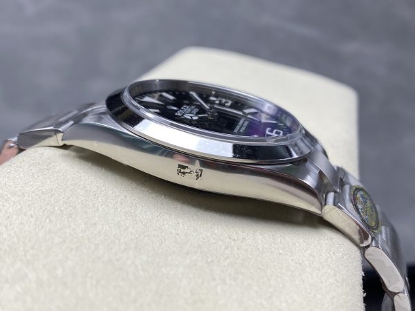 Superclone Rolex Explorer Replica 40 mm Black Dial 224270 | Luxury High-Quality Timepiece - Image 7