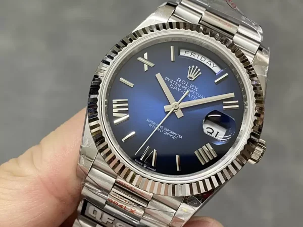 Rolex Day-Date Superclone Replica 40mm Ombre Blue Dial 228239 Luxury Automatic Men's Watch - Image 4