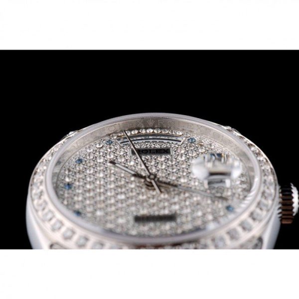 Rolex Day-Date 36mm Diamond Dial Replica Luxury High-Quality Watch - Image 10
