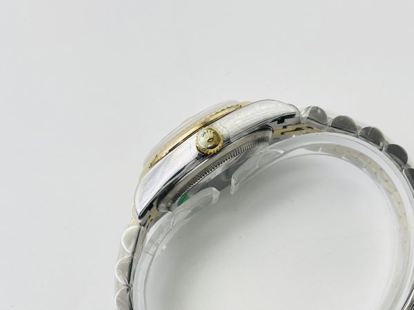 Rolex Datejust Replica 36mm Gold Palm Motif Dial 126233 Luxury High Quality Timepiece - Image 4