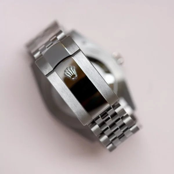 Rolex Datejust Replica 41mm White Dial 126334 Jubilee Fluted Luxury Watch - Image 6