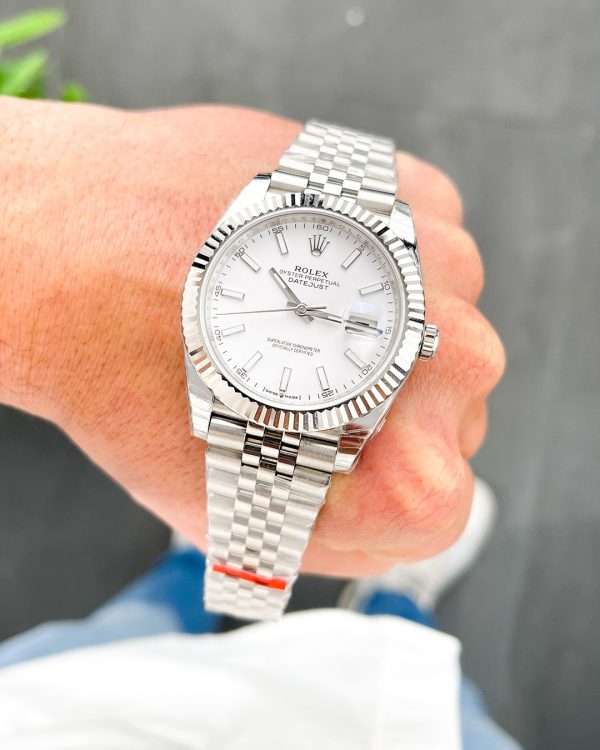 Rolex Datejust Replica 41mm White Dial 126334 Jubilee Fluted Luxury Watch - Image 3