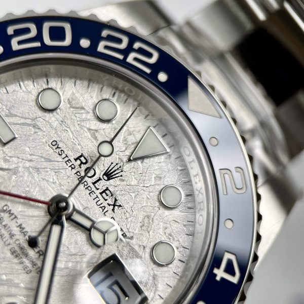 Superclone Rolex GMT-Master II Meteorite Dial 126719BLRO ??Superman?? Oyster Replica - Luxury High-Quality Timepiece with Distinctive Features - Image 6
