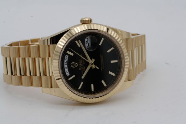 Rolex Day-Date Superclone Replica 40mm Black Dial 228238 Luxury Men's Watch - Image 6